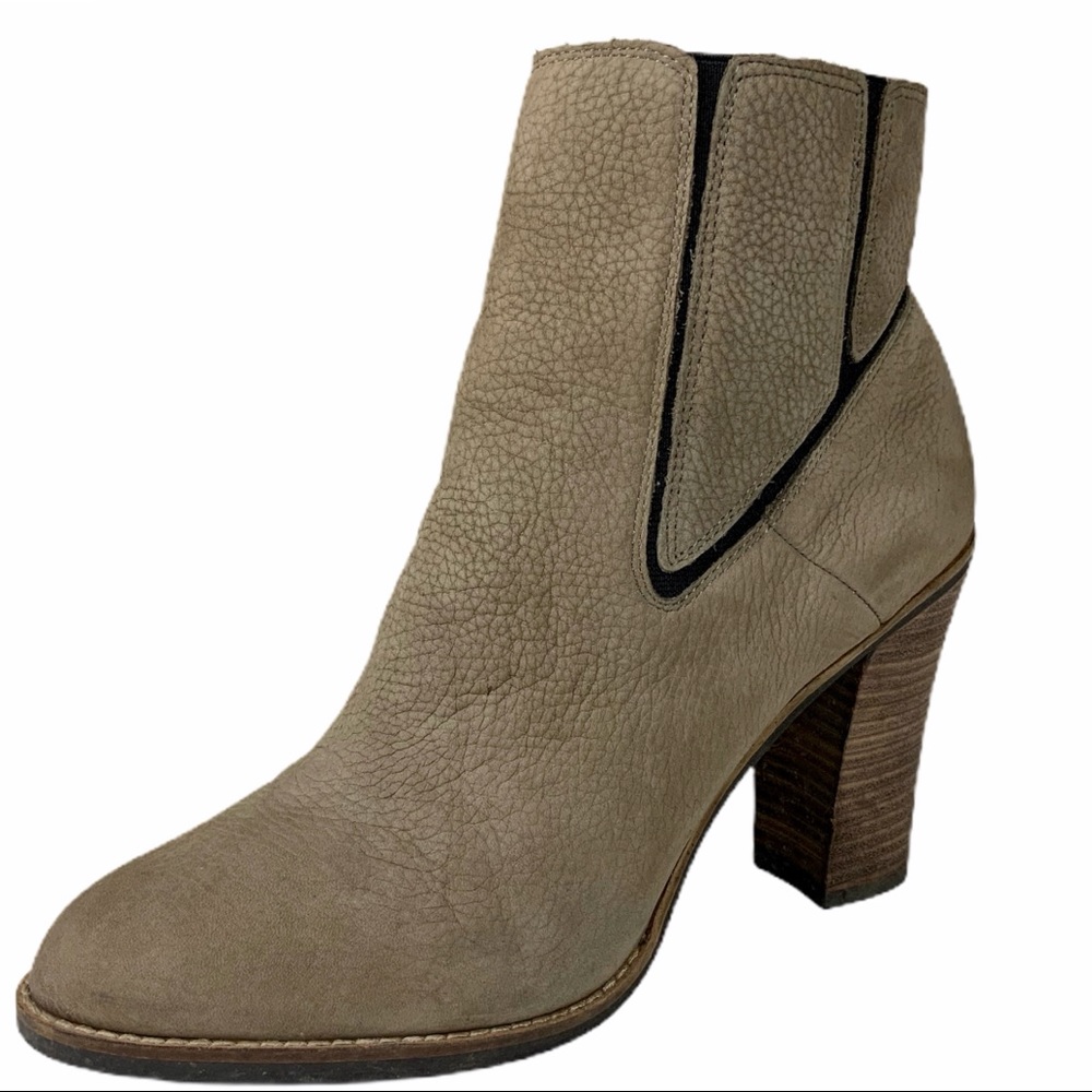 LUCKY BRAND Maldeev heeled leather boots. SZ 10